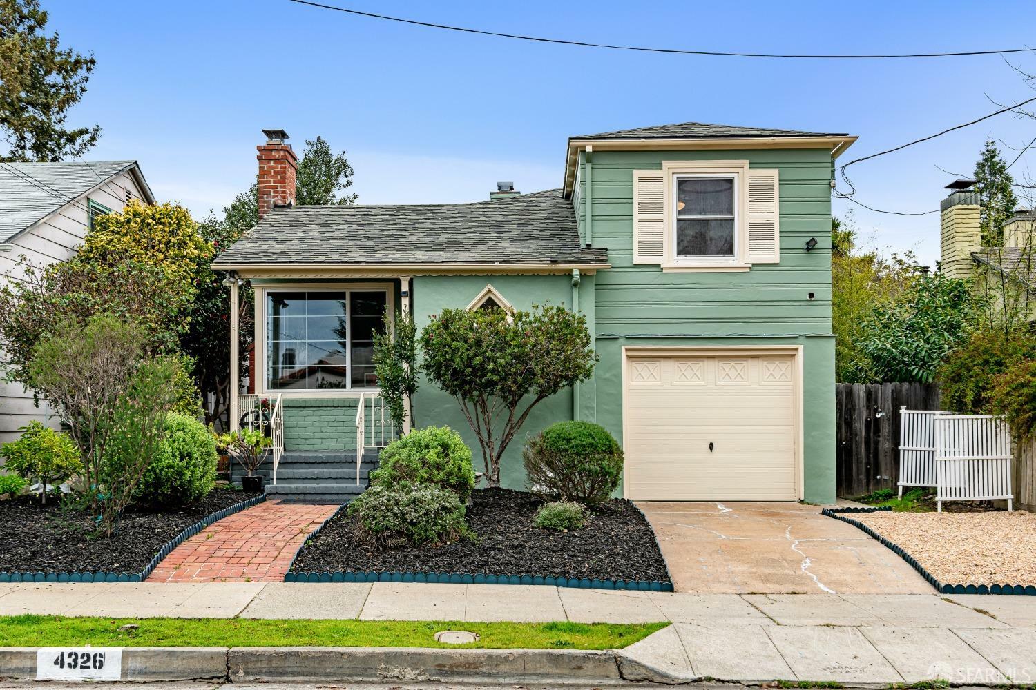 Property Photo: 4326 Allendale Avenue CA 94619