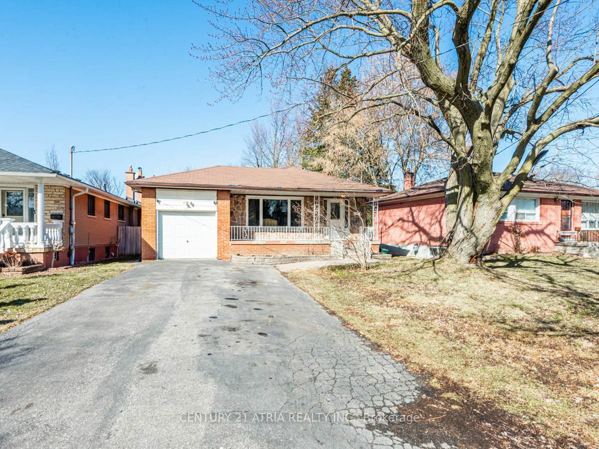 Property Photo:  387 Crosby Ave  ON L4C 2R8 