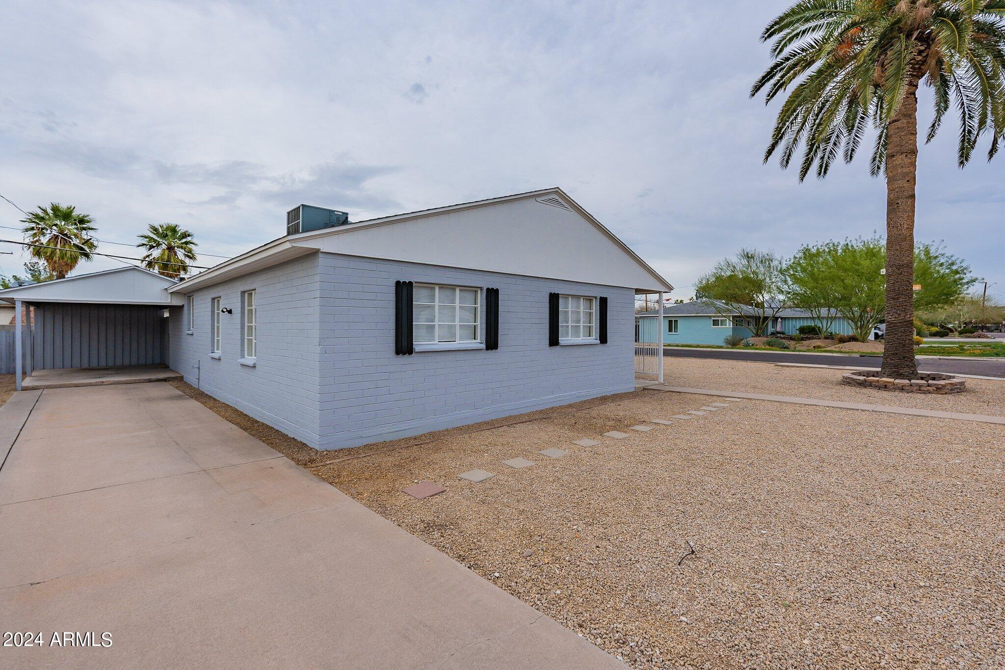 Property Photo: 1006 W Campbell Avenue AZ 85013