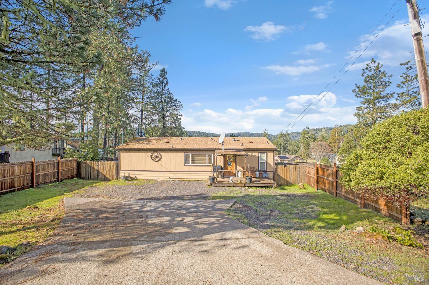 1659 Padula Drive  Willits CA 95490 photo