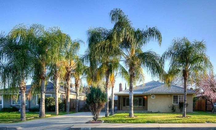 Property Photo:  1225 W Weldon Avenue  CA 93705 