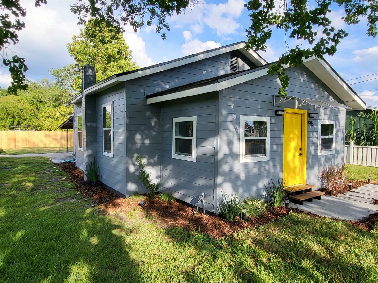 Property Photo:  645 Summer Street  FL 34787 