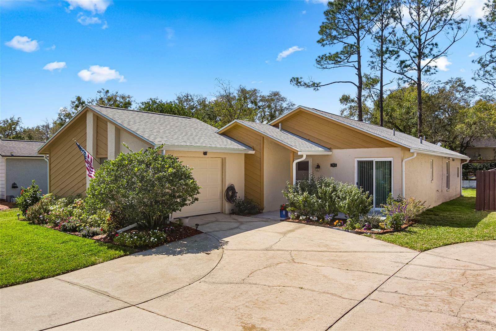 Property Photo:  703 Wilson Road  FL 32708 