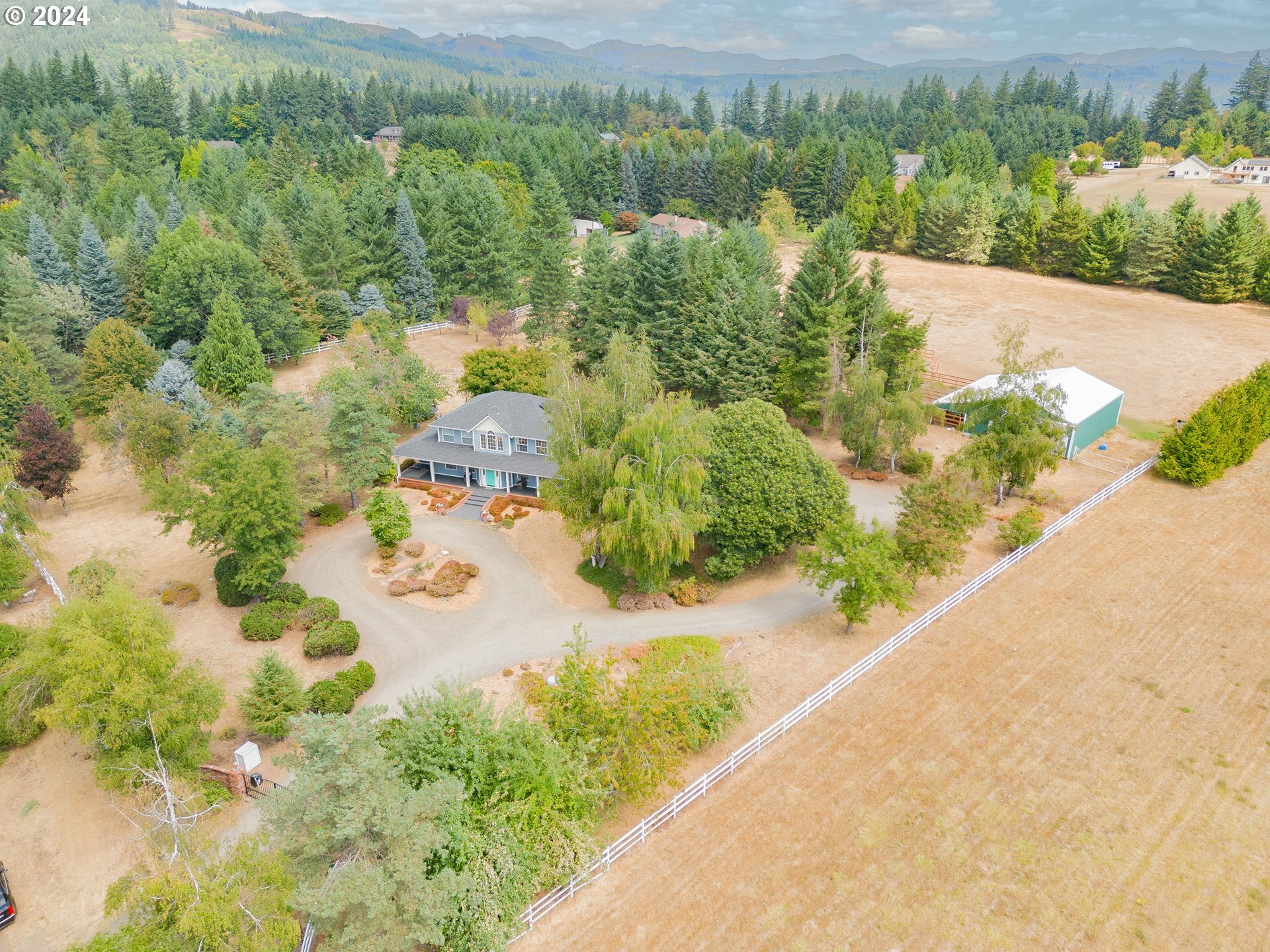 Property Photo:  409 SE 345th Ave  WA 98671 