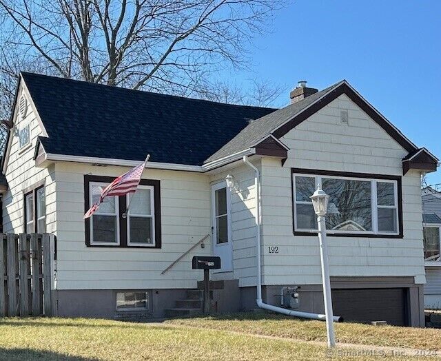 Property Photo:  192 Platt Avenue  CT 06516 