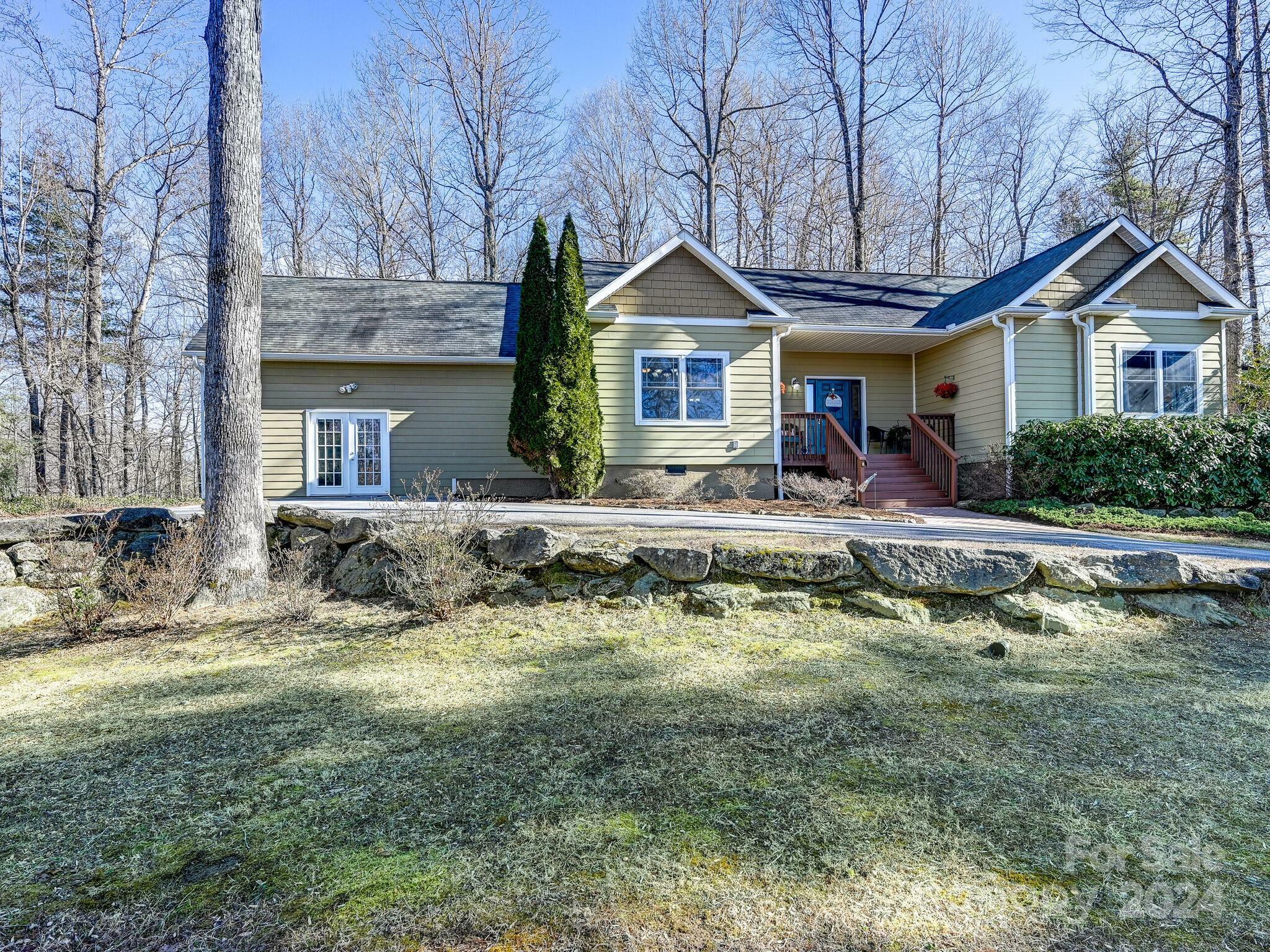 Property Photo:  1505 Summit Springs Drive  NC 28731 