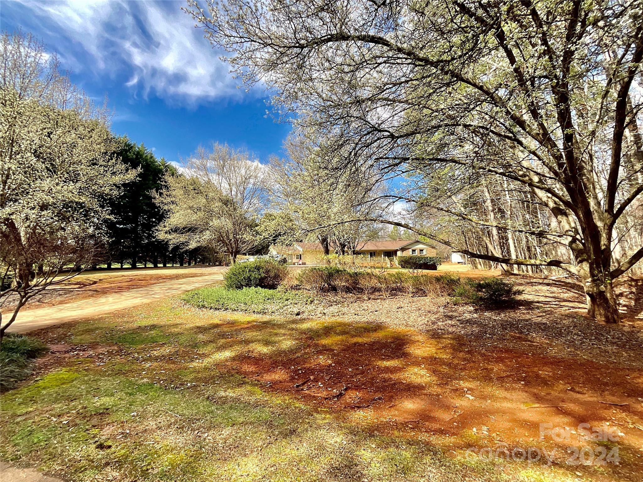 Property Photo:  4525 Tekoa Drive  NC 28052 