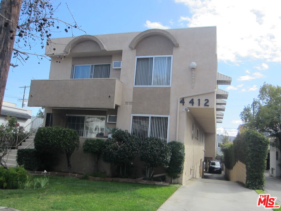 Property Photo:  4412   Finley Ave  CA 90027 