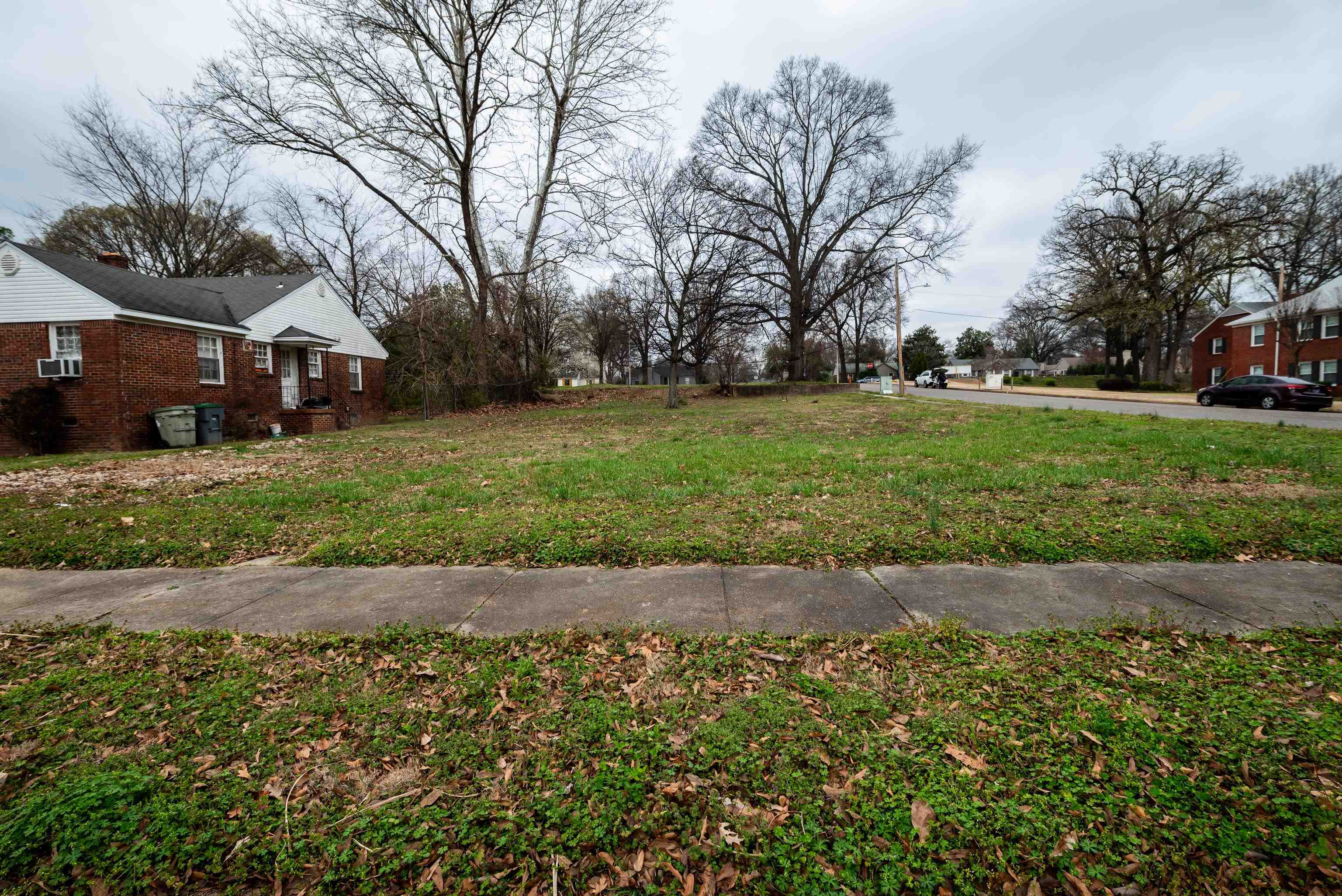 Property Photo:  111 Roberta Dr  TN 38112 