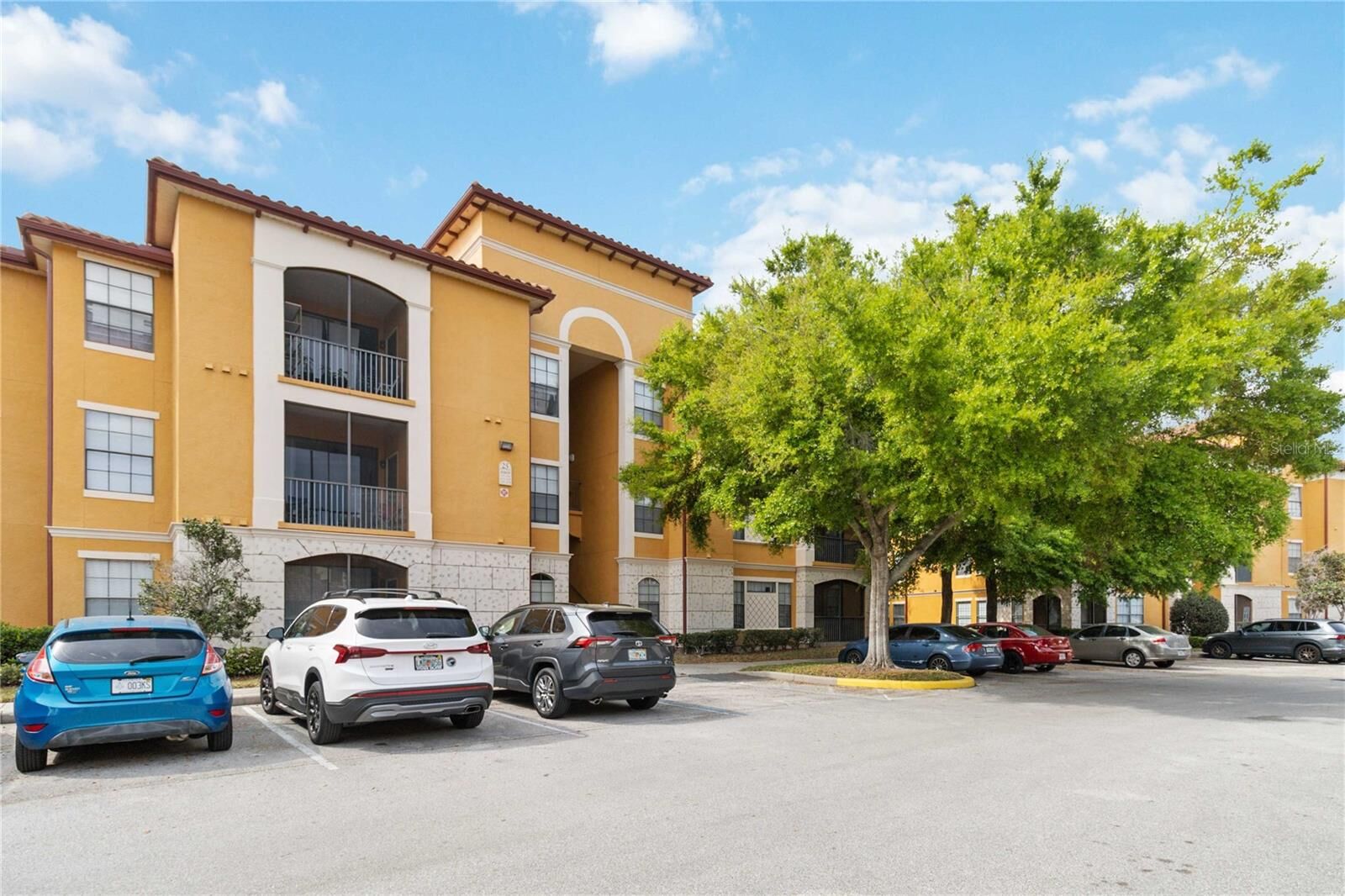 Property Photo: 6169 Metrowest Boulevard 206 FL 32835