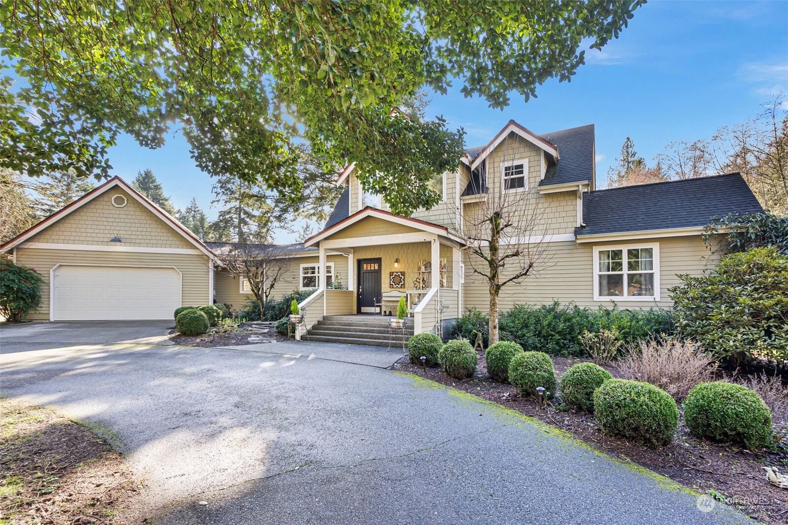 Property Photo: 3816 46th Street NW WA 98335