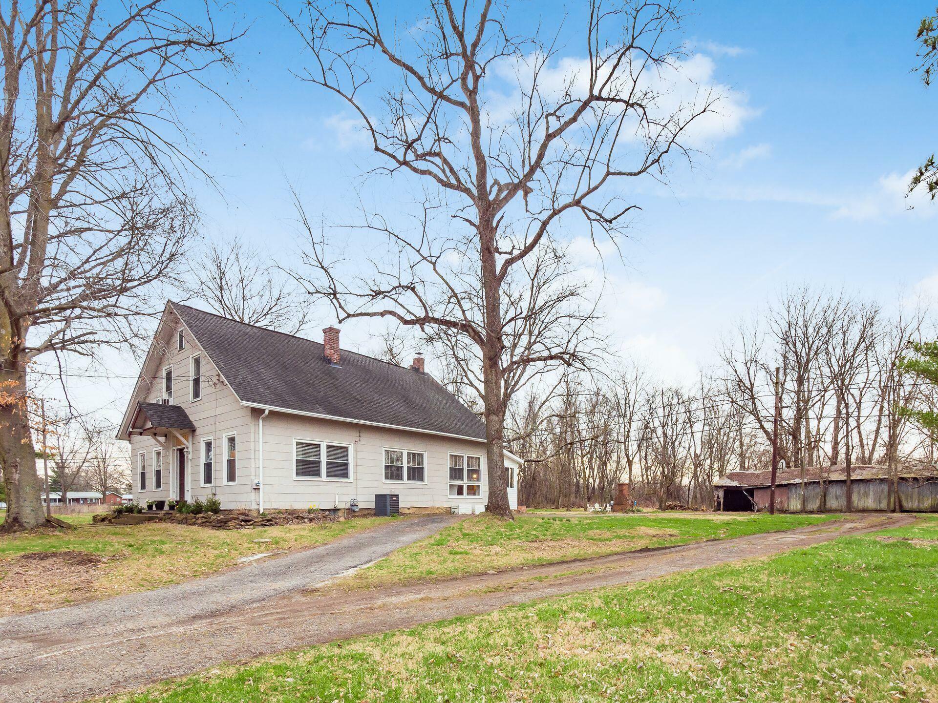 Property Photo:  1211 S Old 3C Highway  OH 43074 