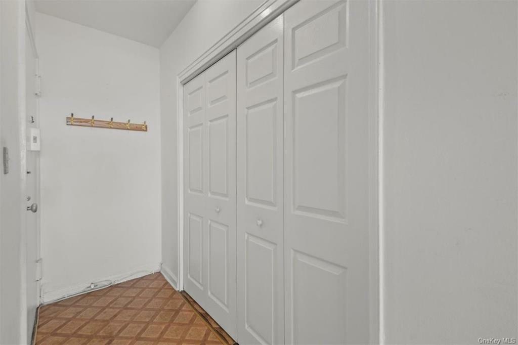 Property Photo:  315 King Street 5B  NY 10573 