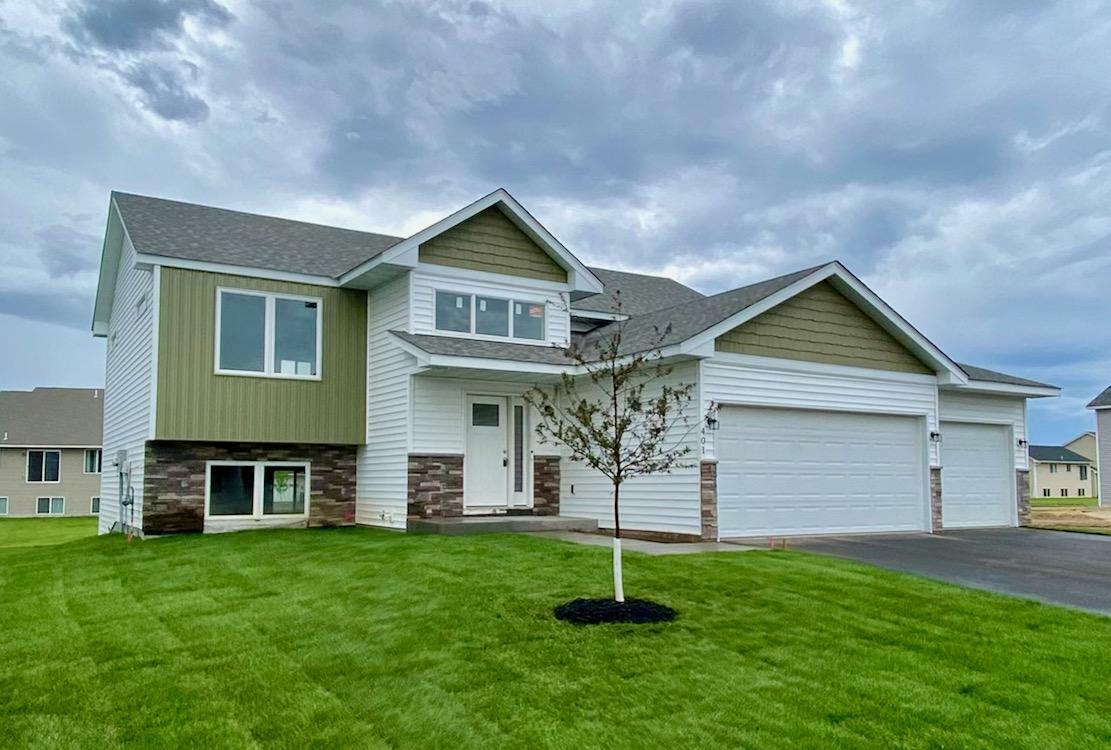 Property Photo:  37532 Greenwich Court  MN 55056 