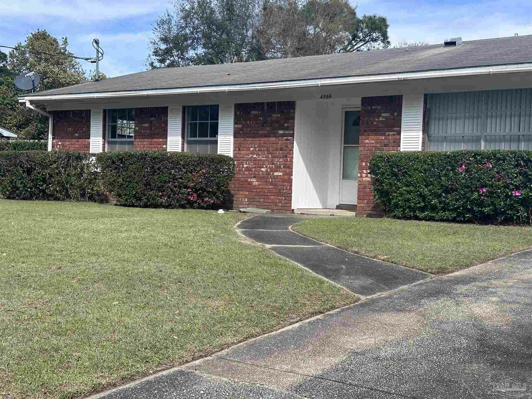 Property Photo:  4586 Monpellier Dr  FL 32505 