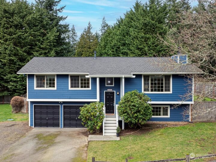 1600 NW Sherwood Street  Bremerton WA 98311 photo