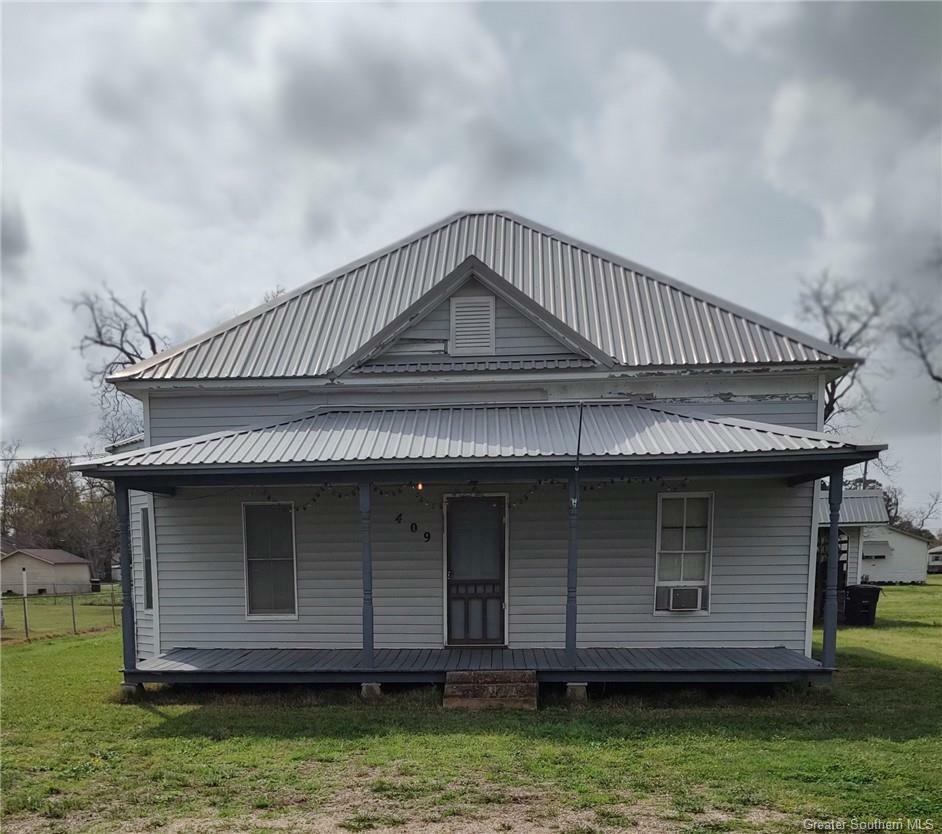 Property Photo:  409 Arthur Avenue  LA 70549 