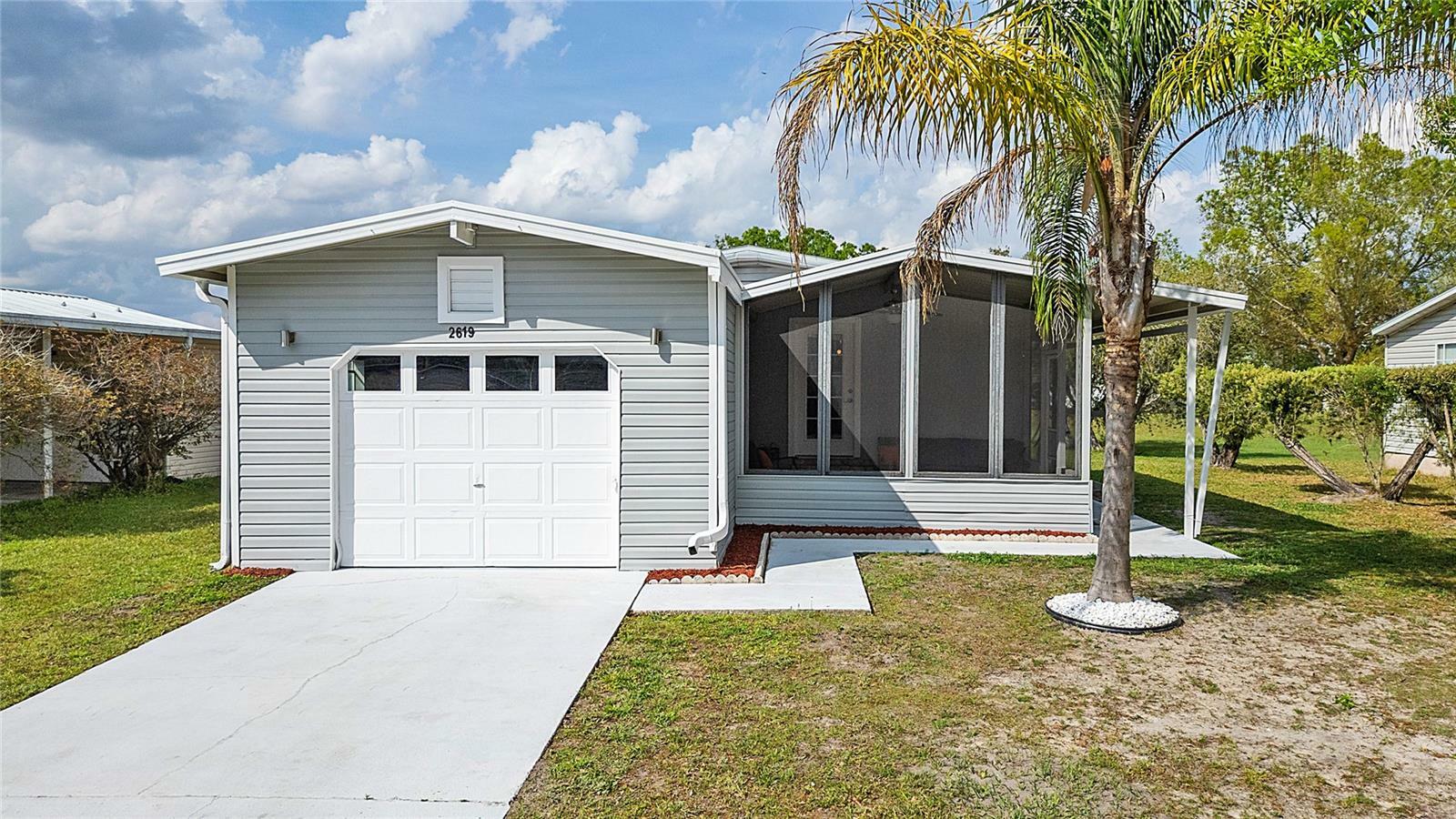 Property Photo:  2619 Einwood Drive  FL 34758 