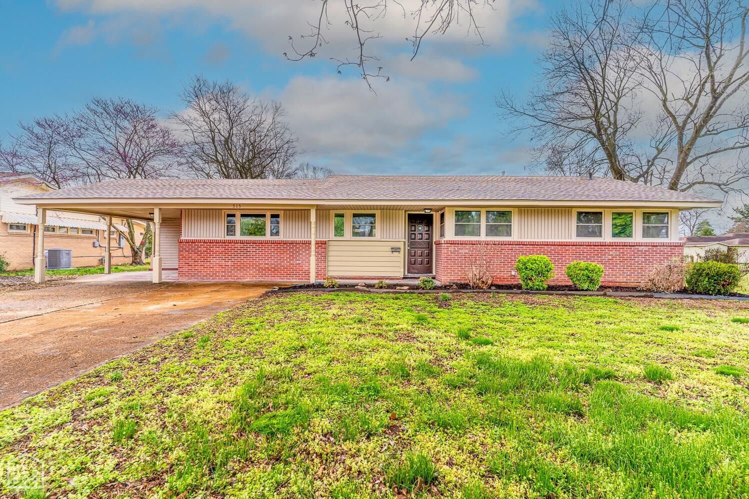 Property Photo:  315 Davis Street  AR 72472 