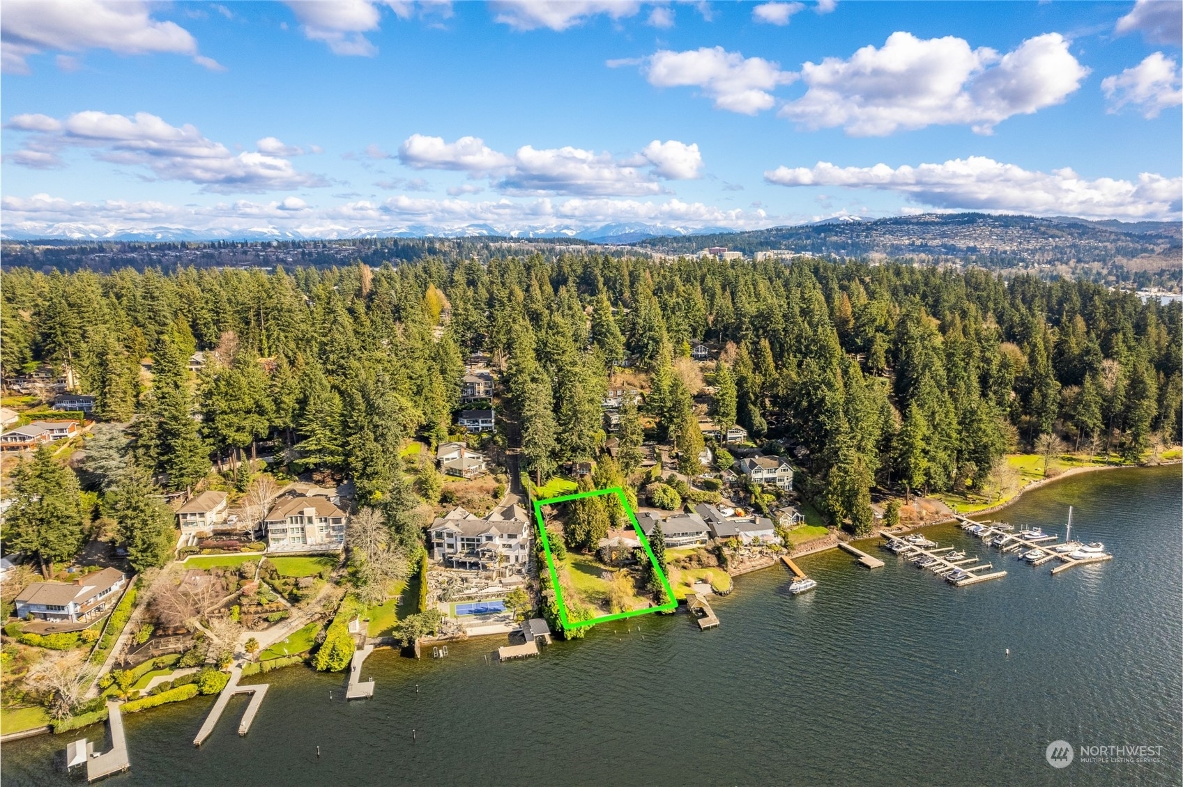 Property Photo:  2521  103rd Avenue SE  WA 98004 