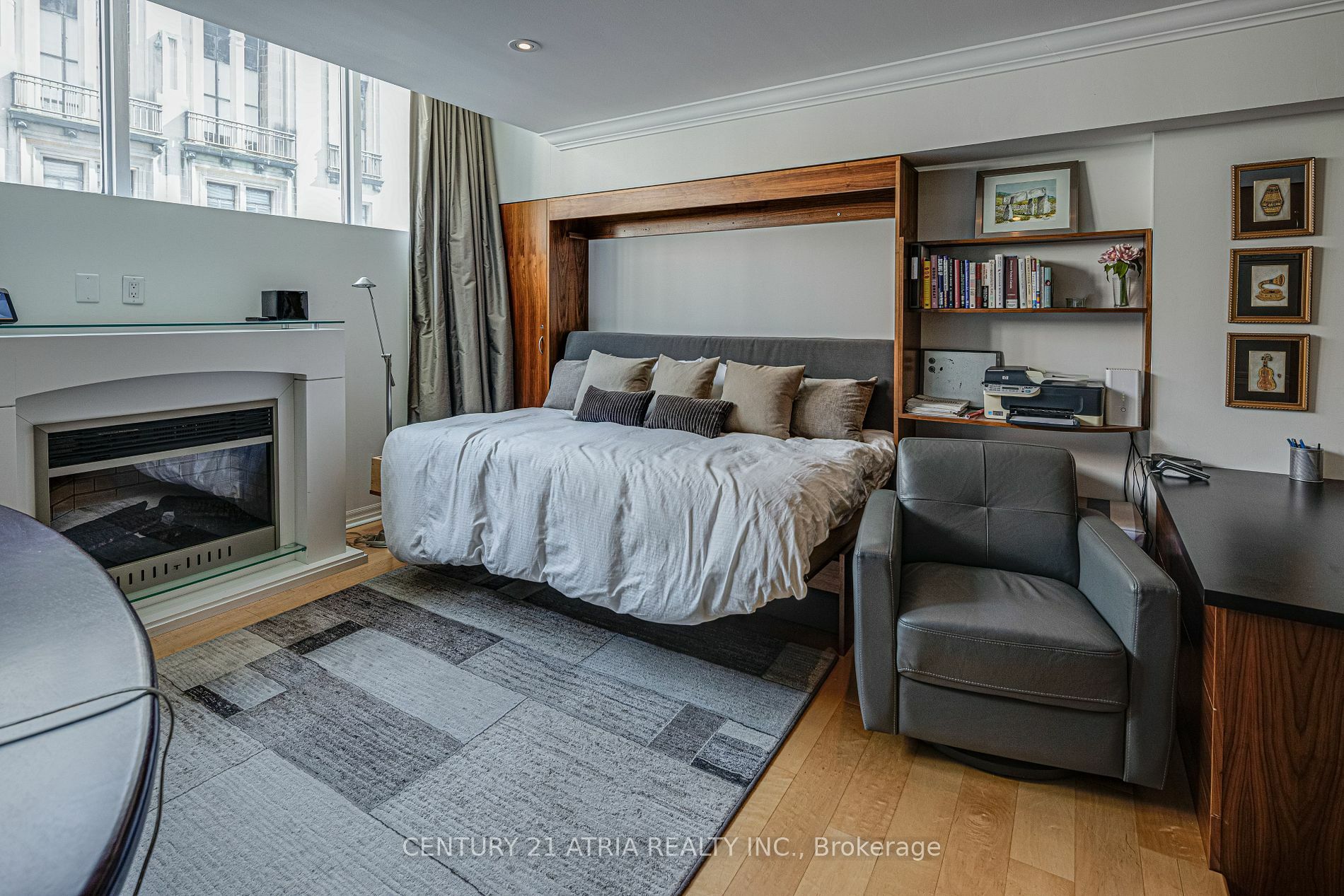 Property Photo:  1 King St W 1407  ON M5H 1A1 