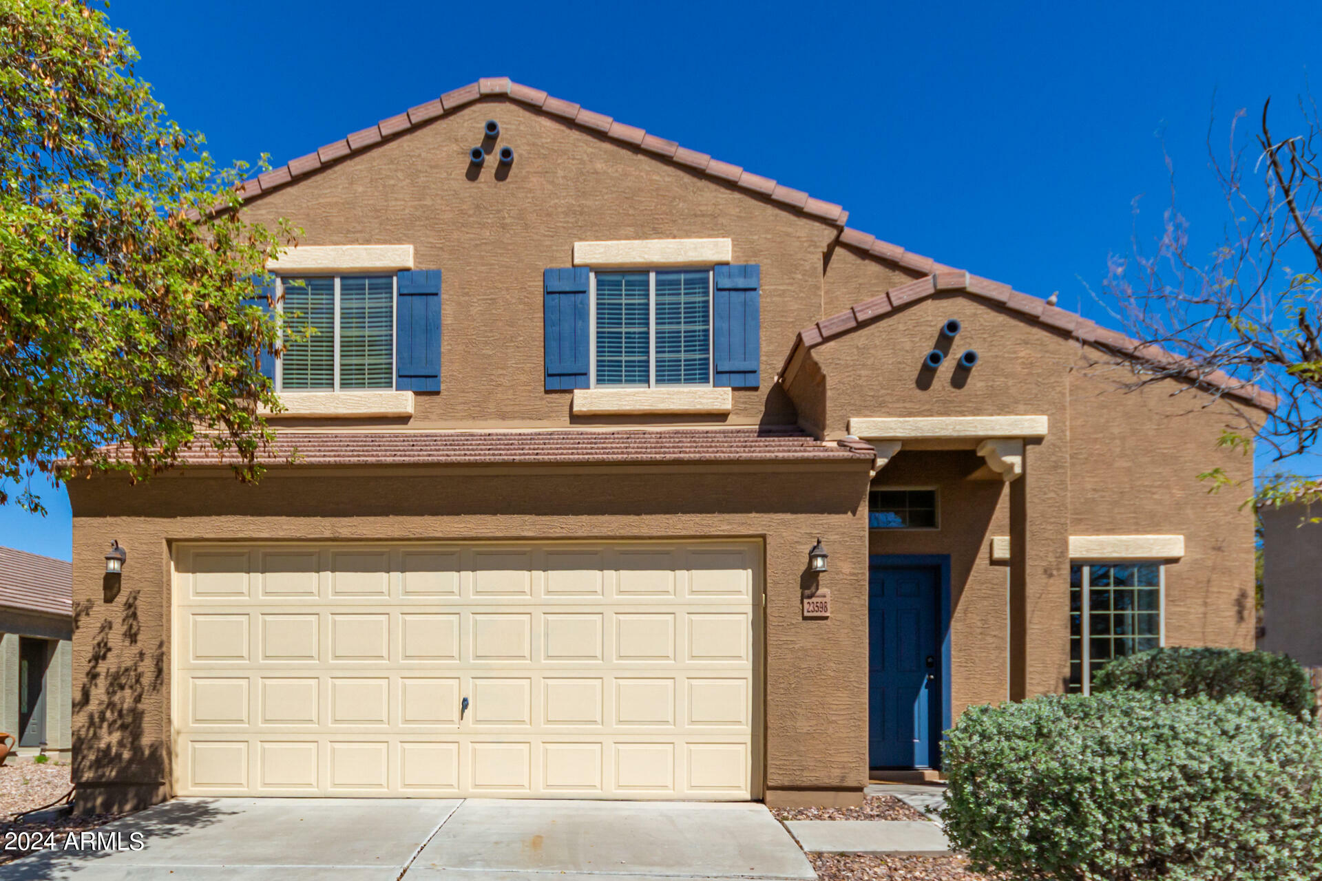 Property Photo:  23598 W Bowker Street  AZ 85326 