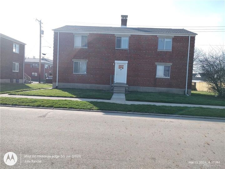 37 S Wright Avenue A  Fairborn OH 45324 photo