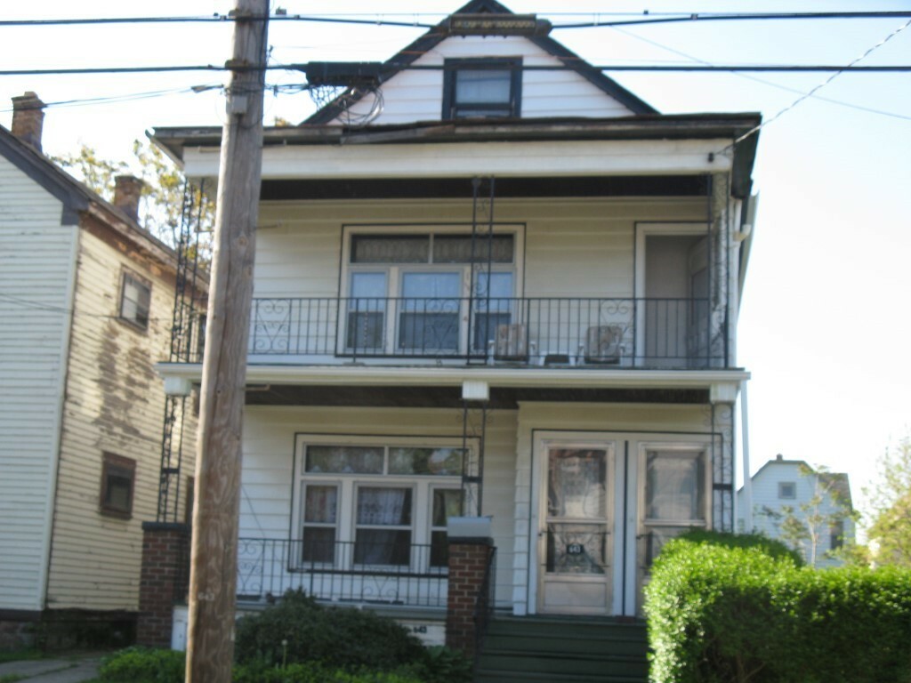 Property Photo:  643 E 21st Street  PA 16503 