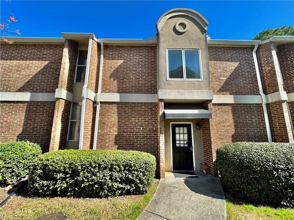 Property Photo:  3301 Henderson Mill Road D6  GA 30341 