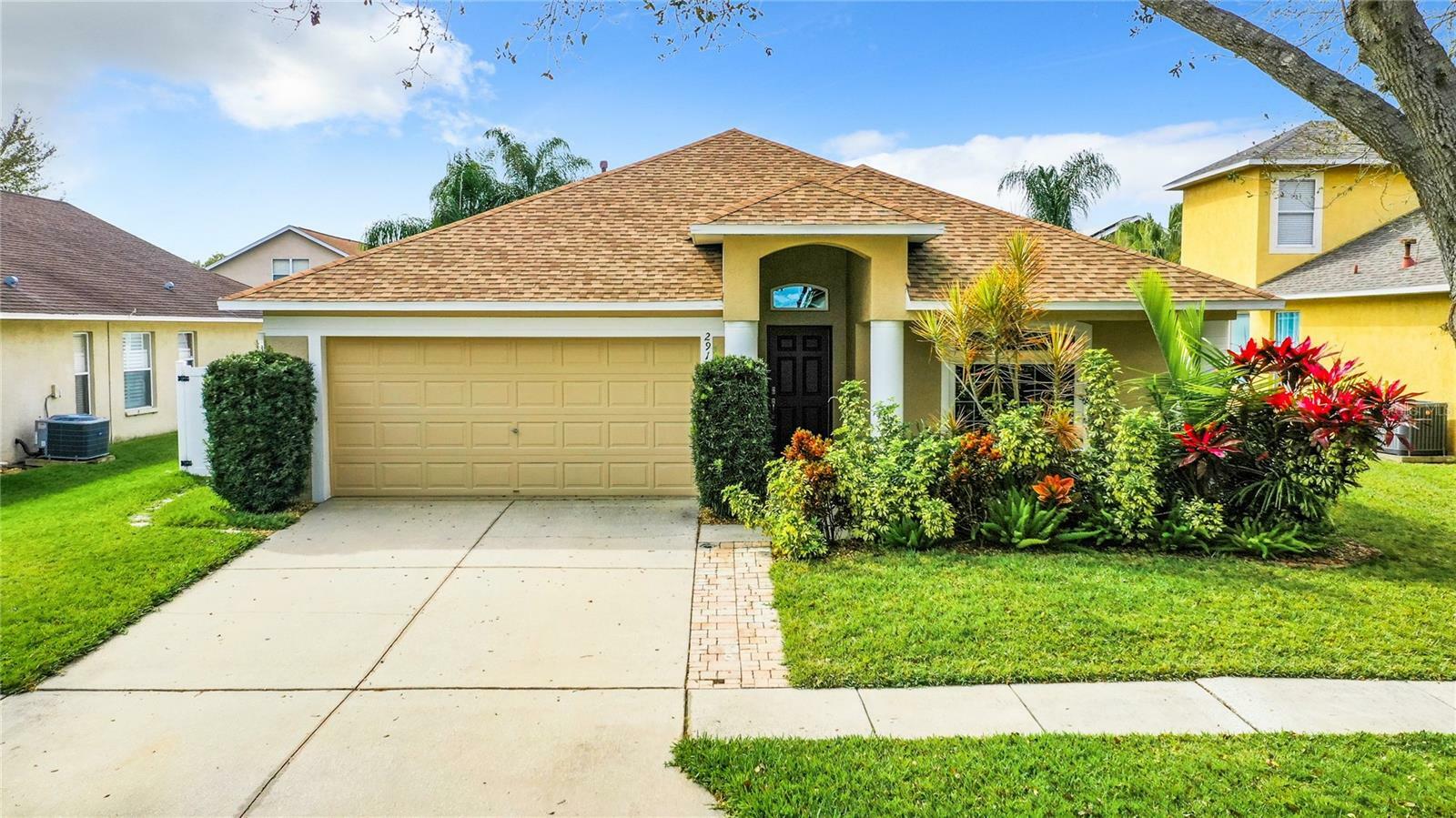 Property Photo:  2912 Hickory Grove Drive  FL 33596 