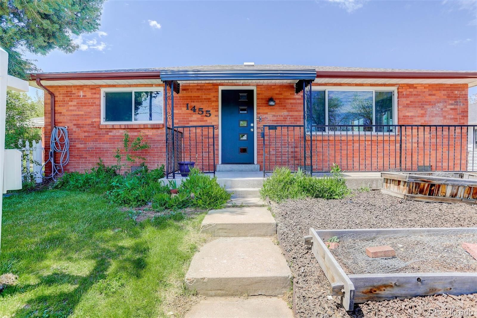 Property Photo: 1455 Holly Street CO 80220