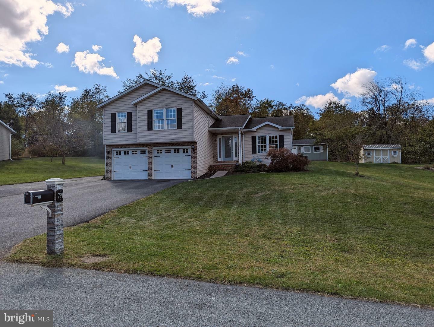 791 Fern Lane  Chambersburg PA 17202 photo