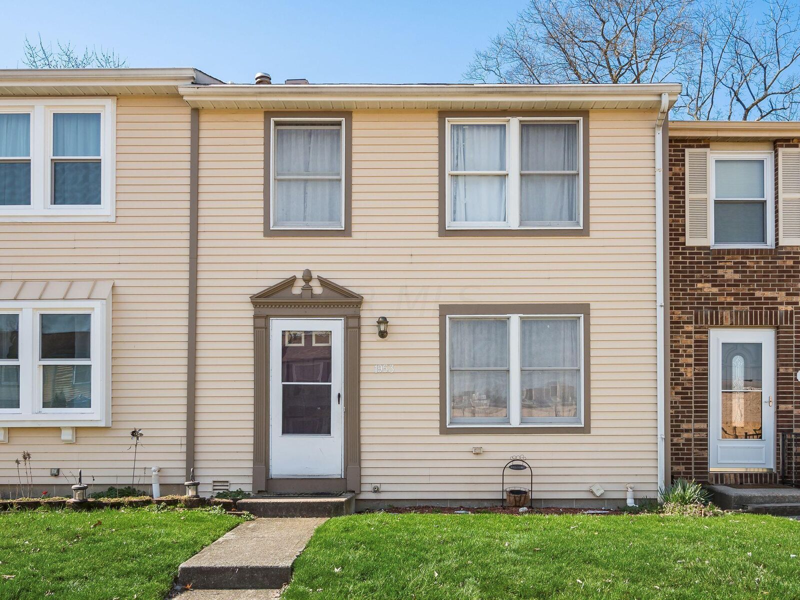 Property Photo:  1953 Old Highbanks Court  OH 43068 