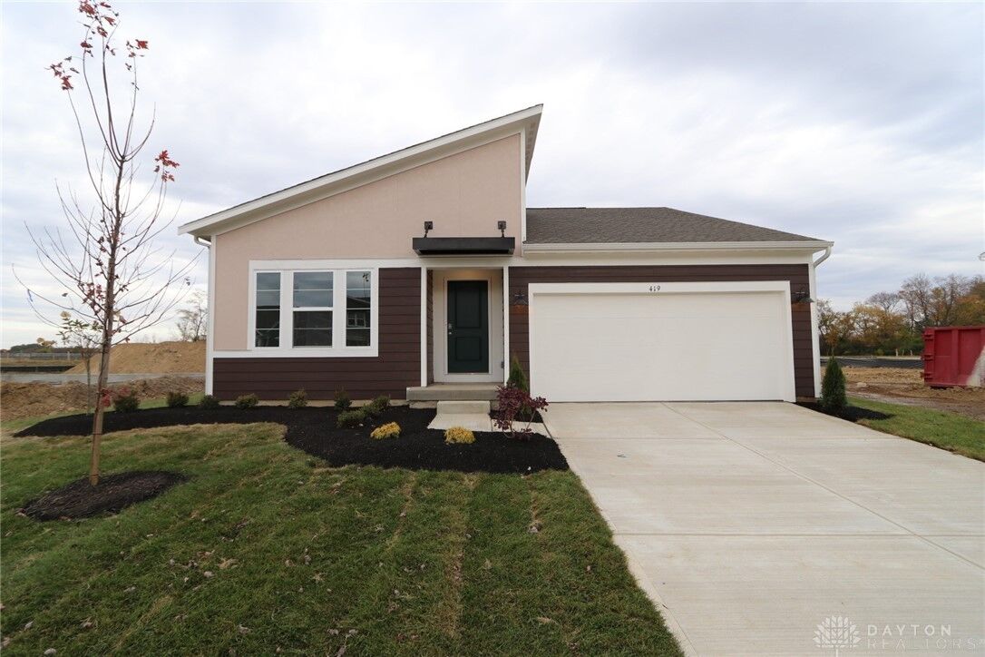 Property Photo: 419 Snowdrop Drive OH 45387