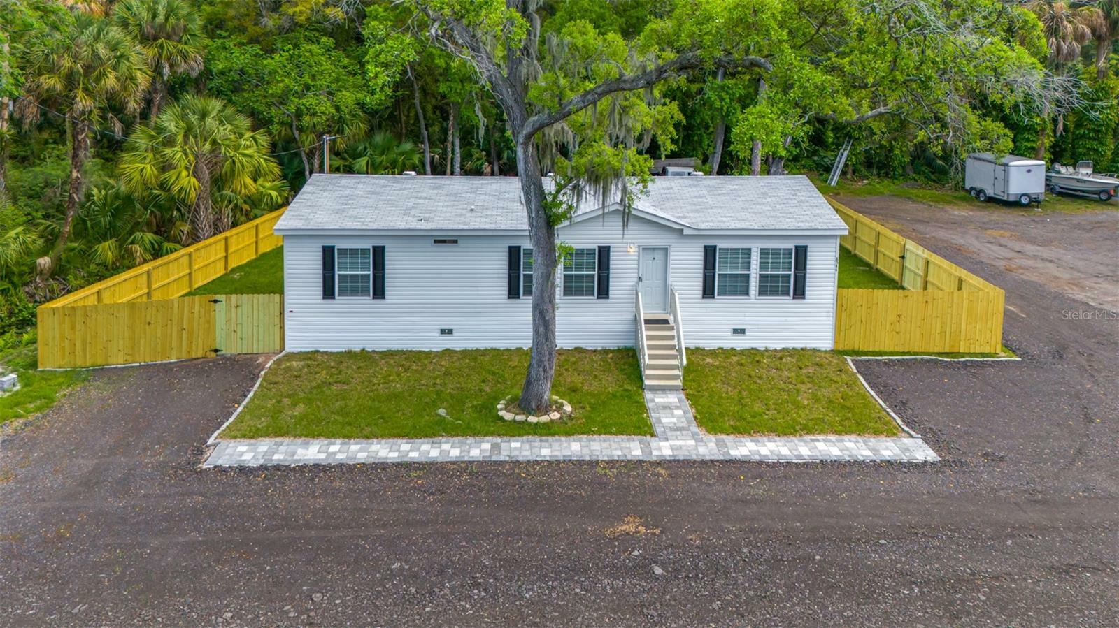 Property Photo:  8544 S 78 Th Street  FL 33578 