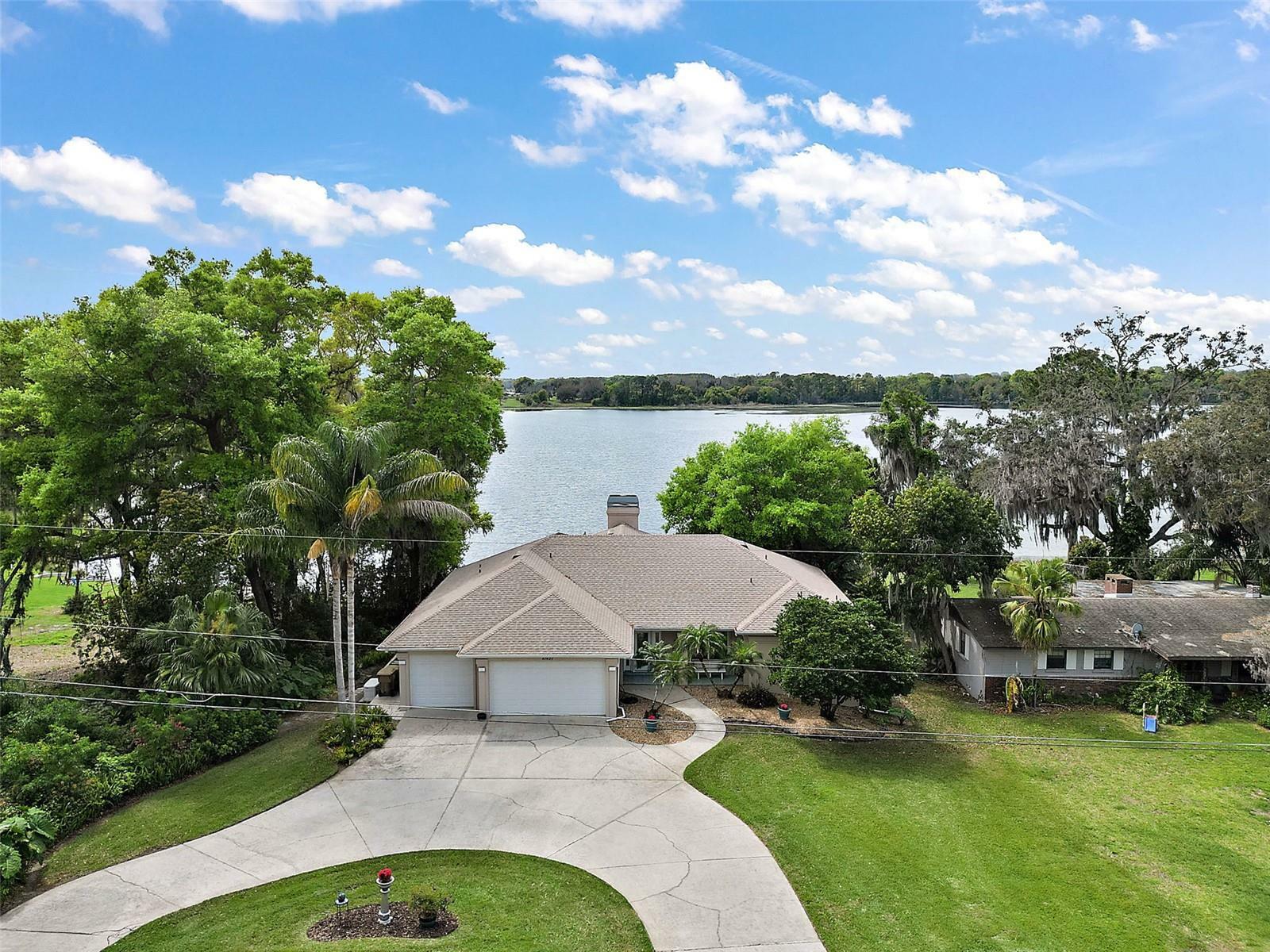 Property Photo:  41437 Silver Drive  FL 32784 