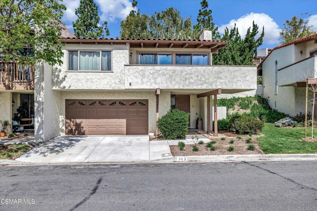 Property Photo:  942 Woodlawn Drive  CA 91360 