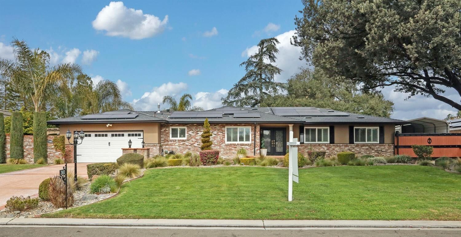Property Photo: 2401 Broadridge Way CA 95209