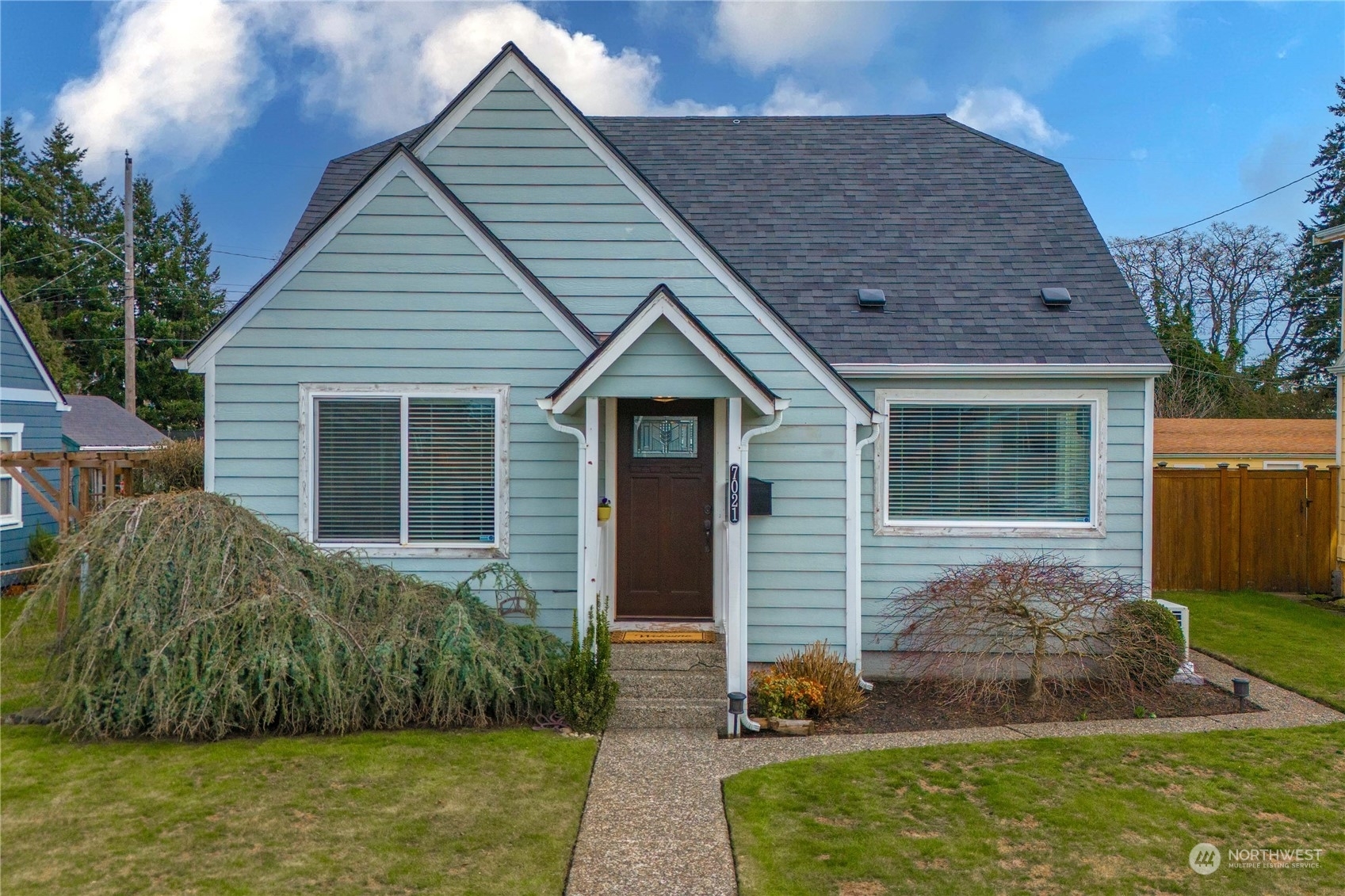 Property Photo:  7021 S Alder Street  WA 98409 