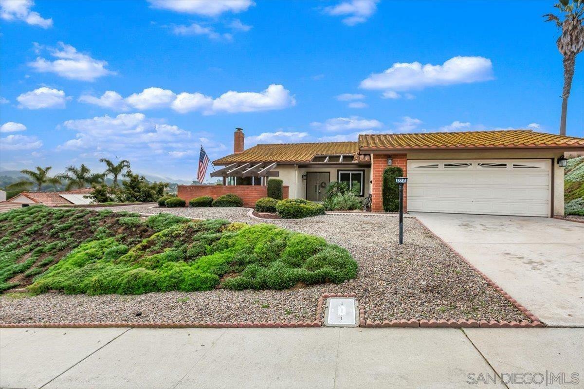 Property Photo: 12271 Fernando Ct CA 92128
