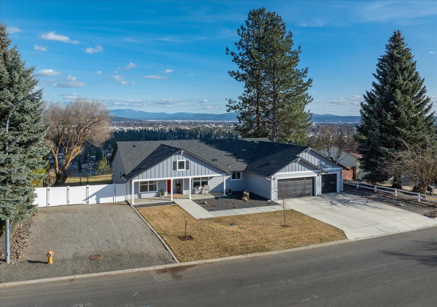 Property Photo:  7822 N Panorama Dr  WA 99208 