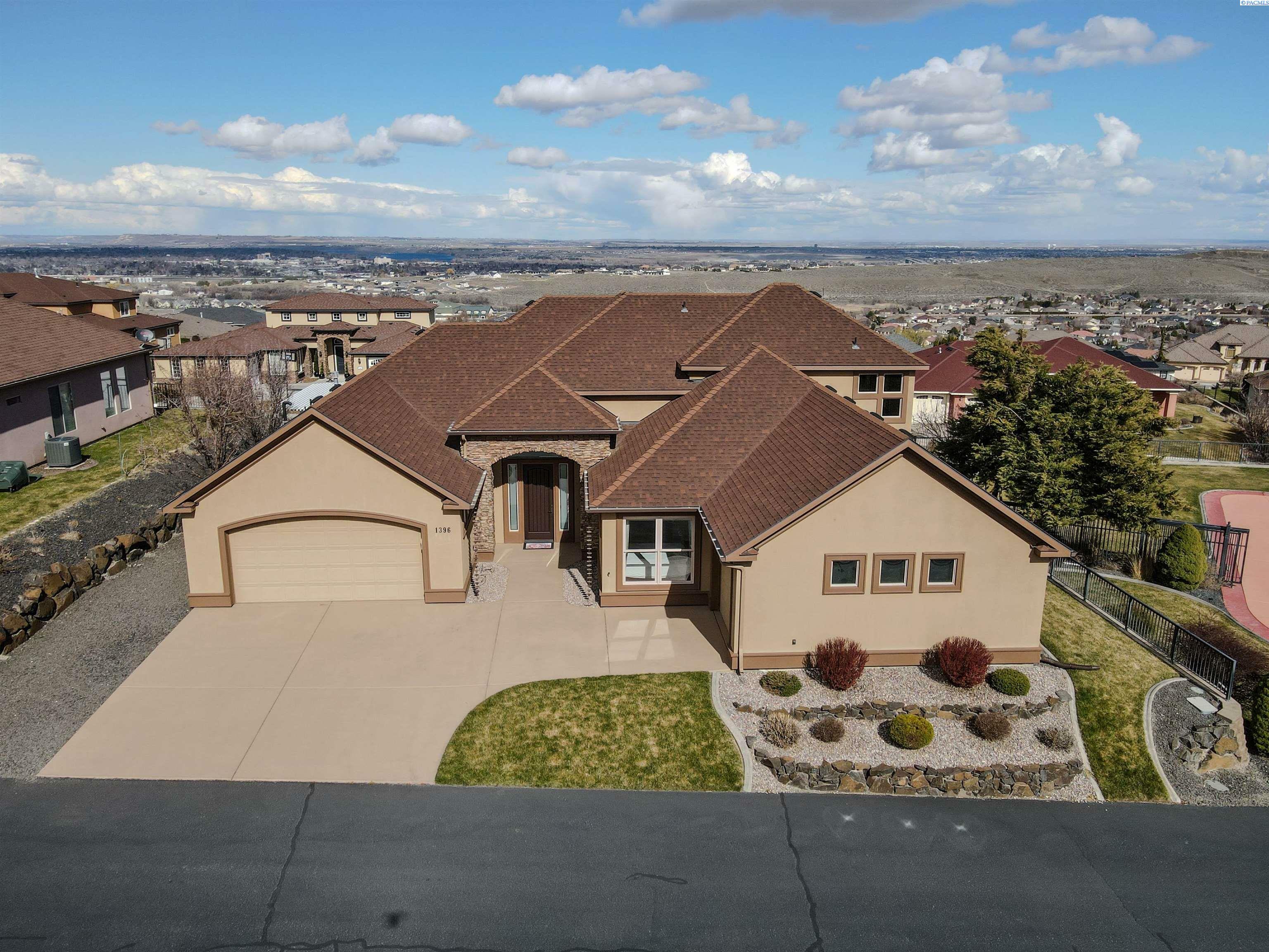 1396 Tuscany Place  Richland WA 99352 photo