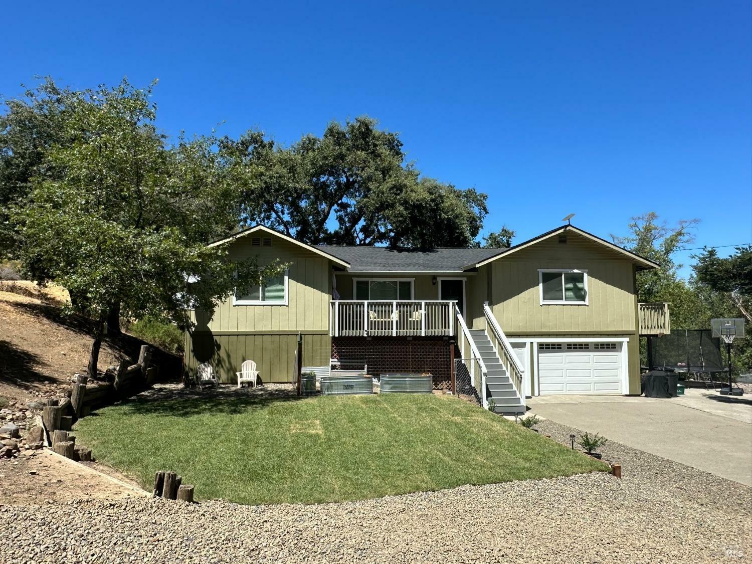 Property Photo:  122 Sunnyhill Lane  CA 94558 