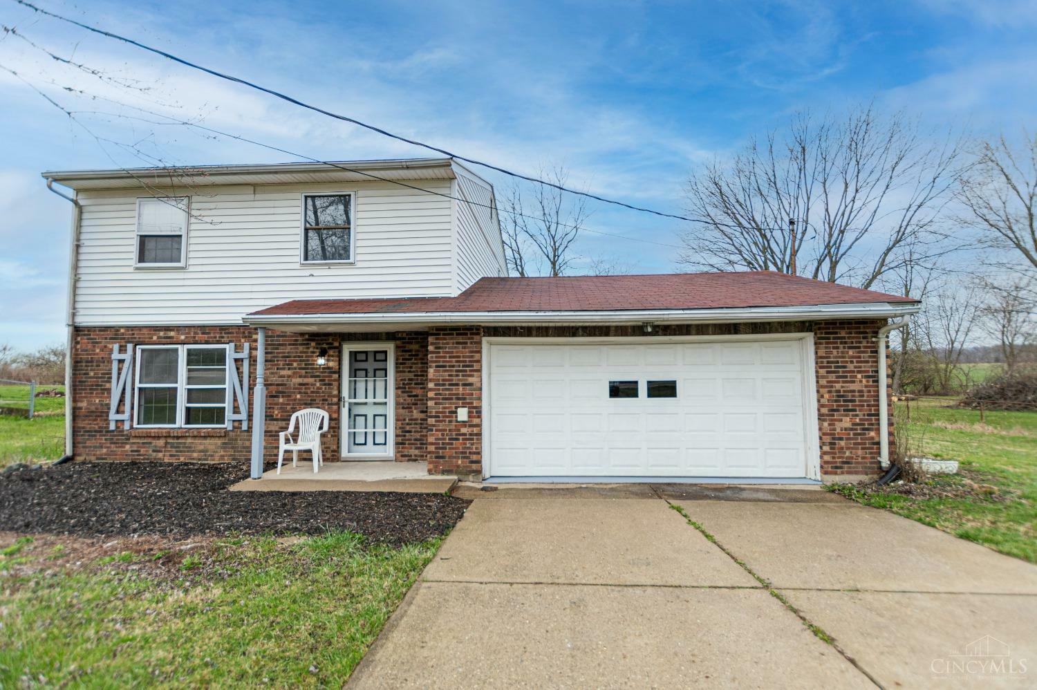 Property Photo:  2547 N Middletown Eaton Road  OH 45042 