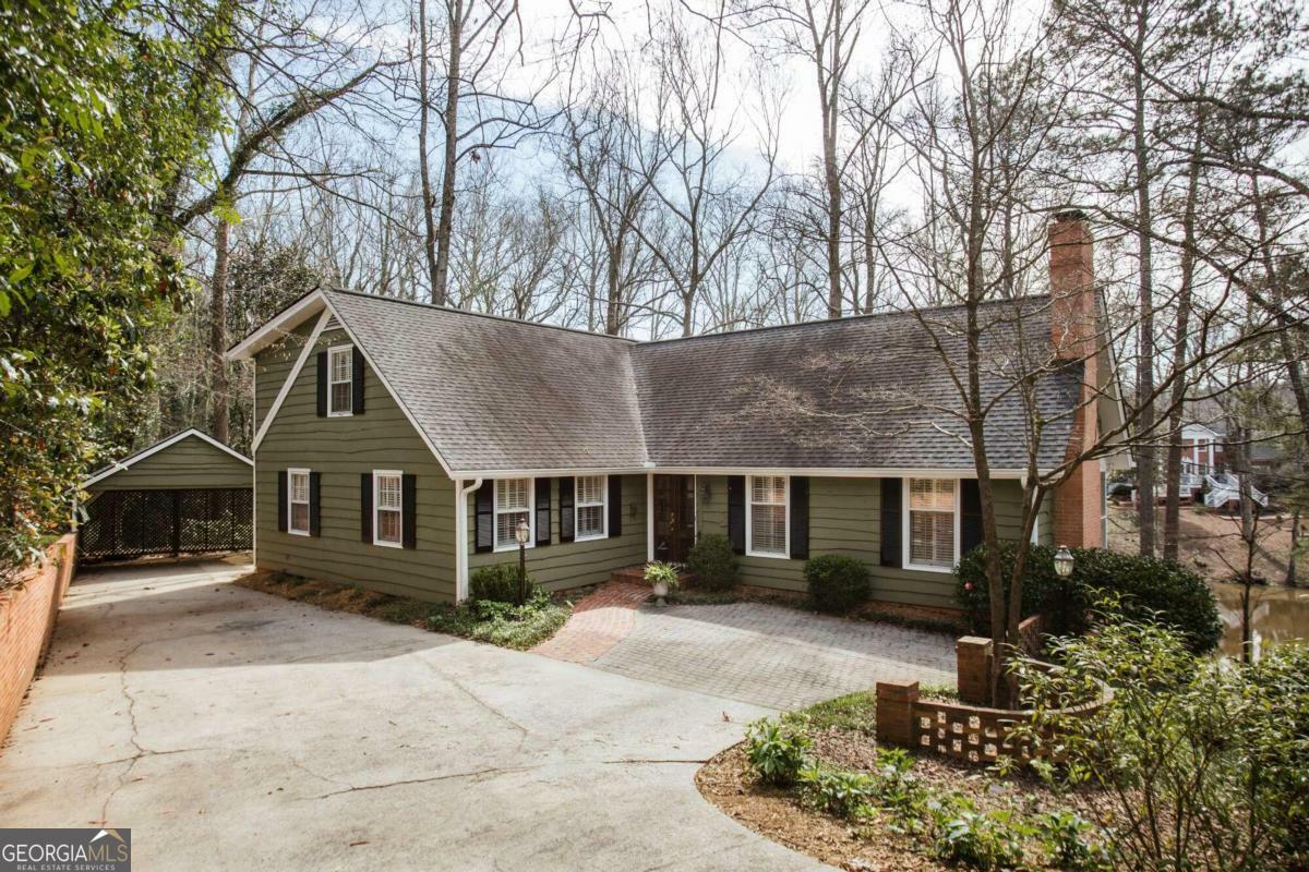 Property Photo:  535 Westview Drive  GA 30606 