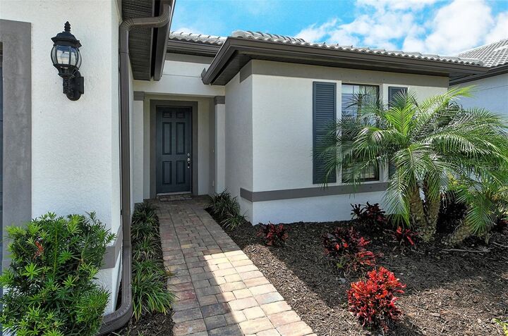 Property Photo: 12995 Borrego Street FL 34293