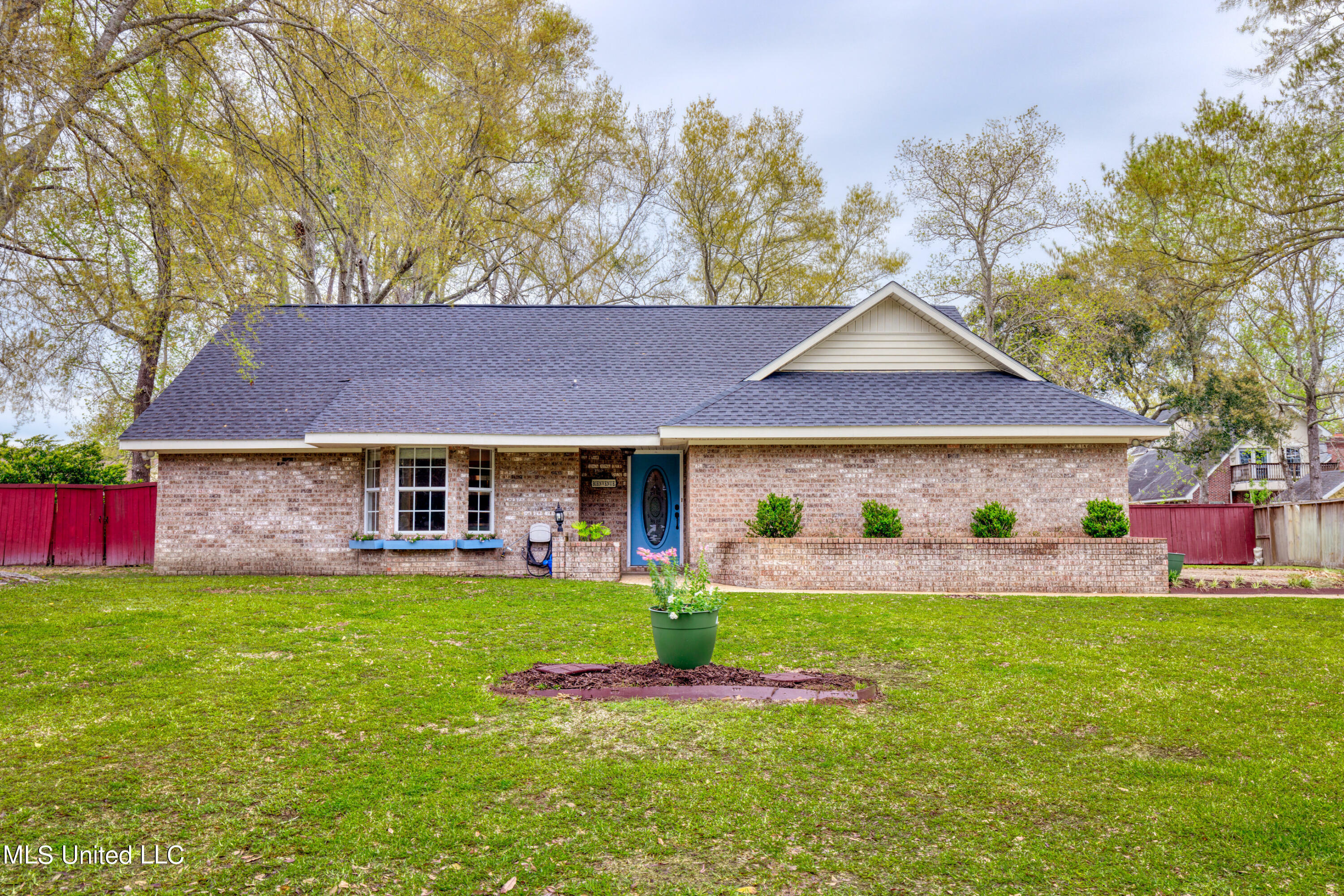 Property Photo: 14608 Saint Vincent Drive MS 39532