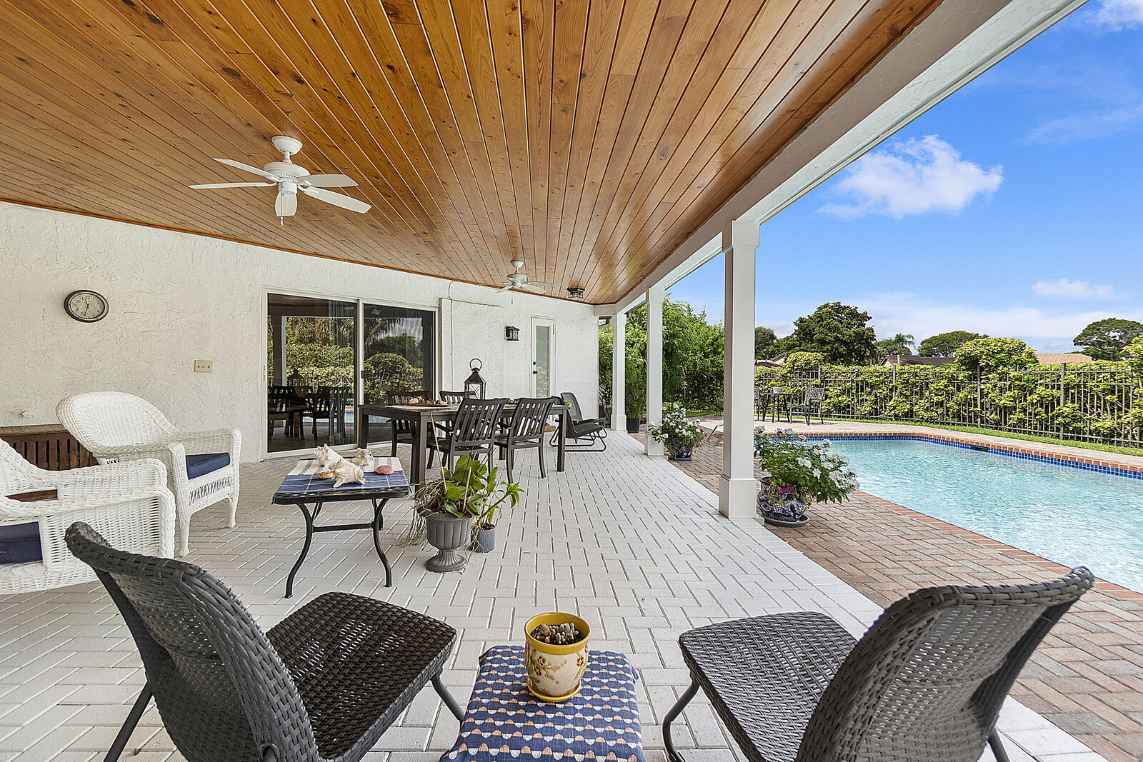 Property Photo: 11309 Wingfoot Drive FL 33437