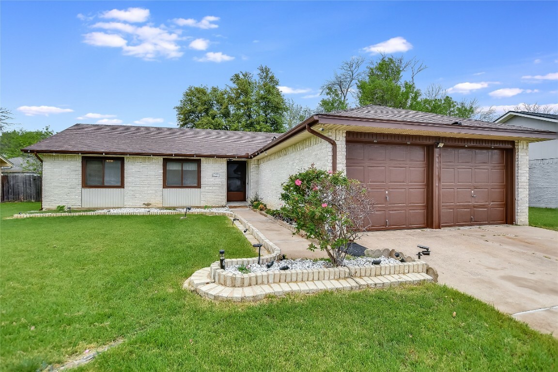 Property Photo:  1102 Ridgeline Drive  TX 78664 