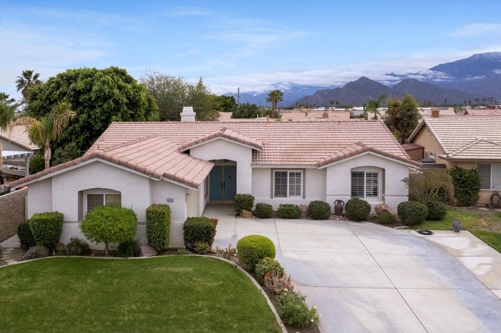 Property Photo:  45735 Coldbrook Lane  CA 92253 